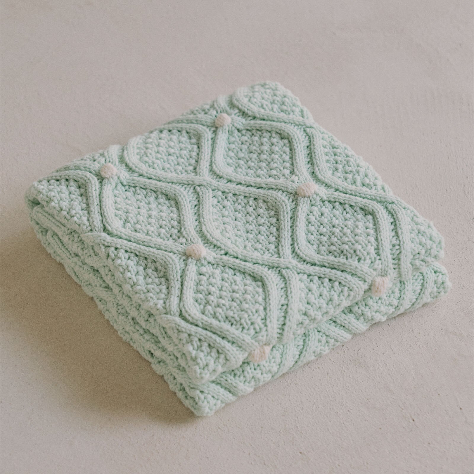 CuteCharm Knit Blanket - CozifyDecor