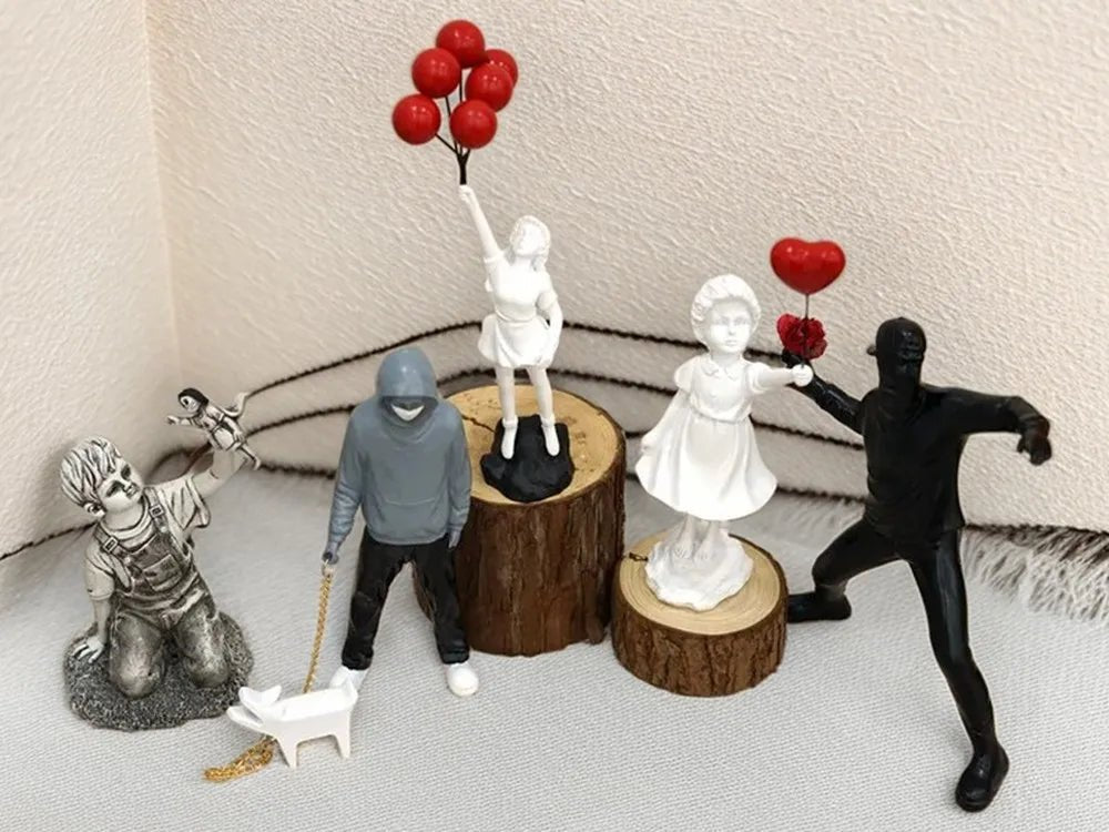 Urban Spirit Statuettes - CozifyDecor